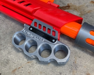 Knuckle Duster Pump Grip