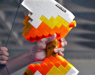 NERF Minecraft Sabrewing Bow