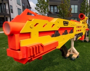 World's Largest Nerf Gun! 